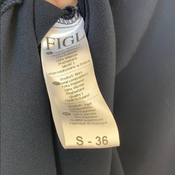 FIGL | Pocketed Skirt - Picture 5 of 8